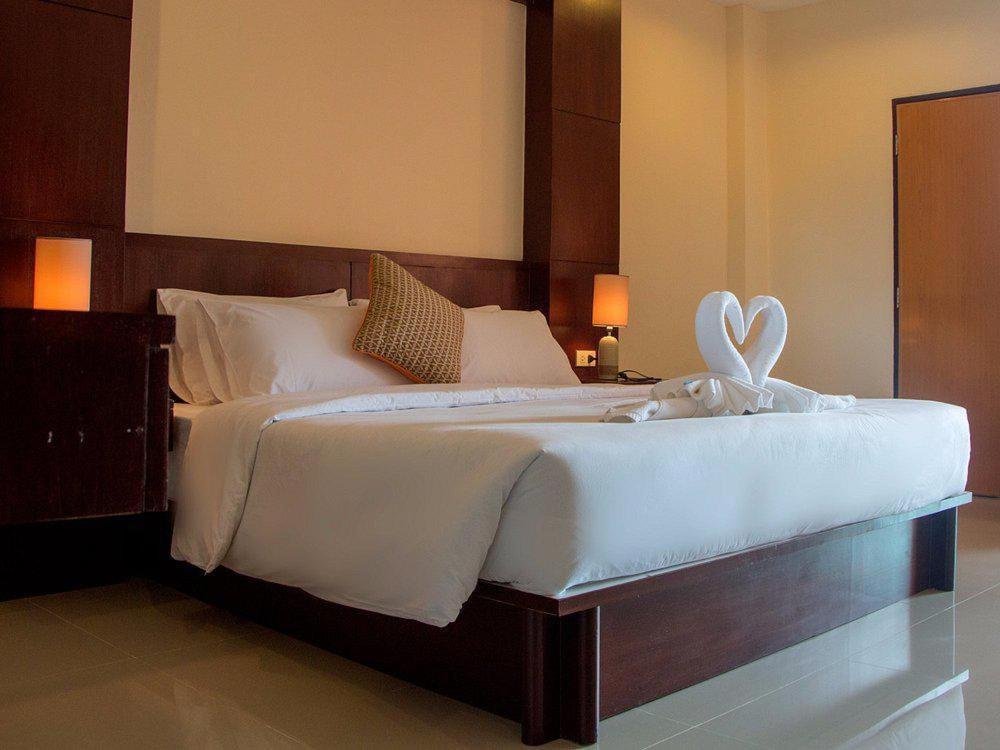 Lucky Inn Residency Патая Екстериор снимка